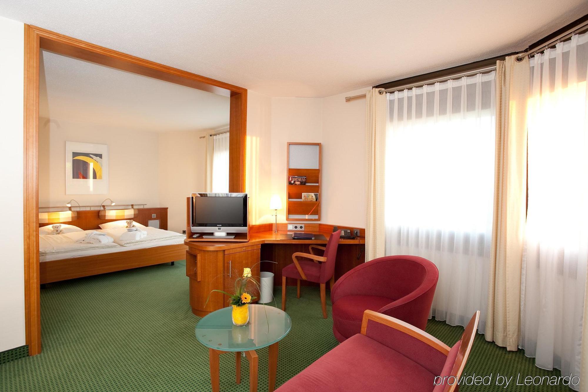 Mercure Messe&kongress Hotel 4*