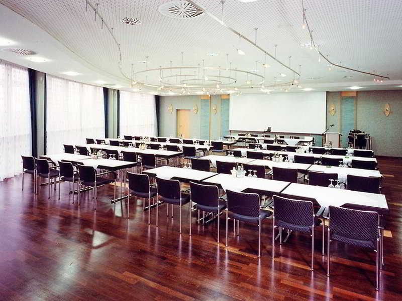 Mercure Messe&kongress Hotel 4*